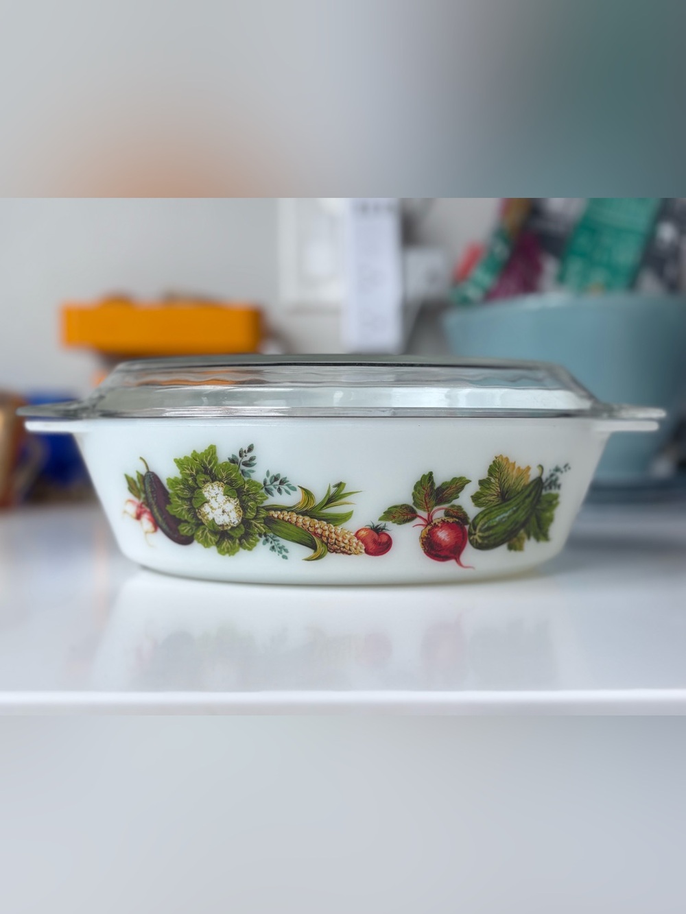 JAJ Pyrex Market Garden Oval Casserole Dish - Lid